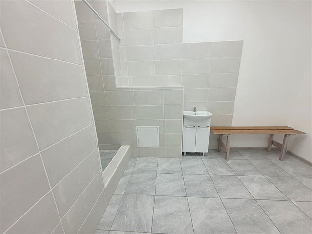 Аренда универсального помещения под торговлю, салон, студию, офис - 102 м2