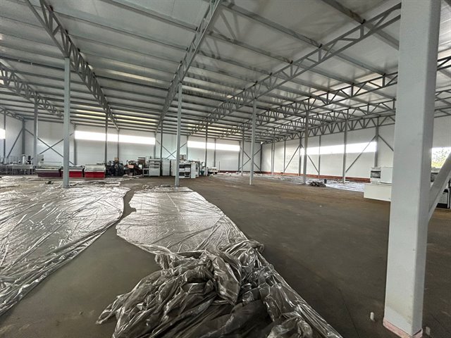 Продажа складского комплекса 3000 м² на земельном участке 1,92 га