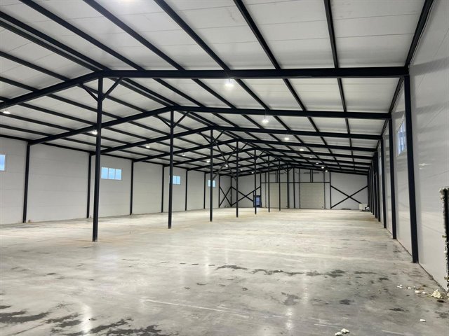 Аренда теплого ангара от 720 м² до 1440 м² на земельном участке 11,5 га