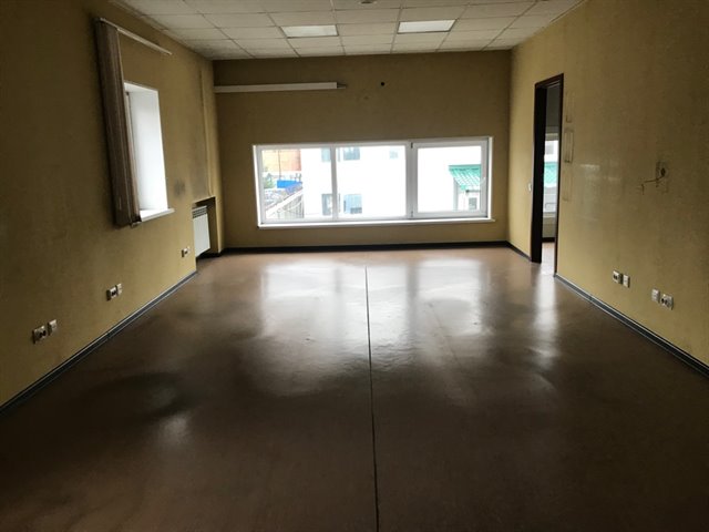 Аренда отличного отапливаемого помещения под склад-производство 1850 кв м возле метро