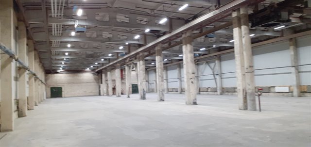 Аренда теплого склада 1700 кв.м с пандусом, близость КАД