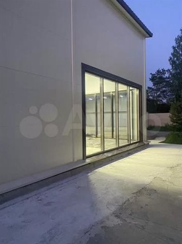 Продажа ангара 324 м² с земельным участком 12 соток.