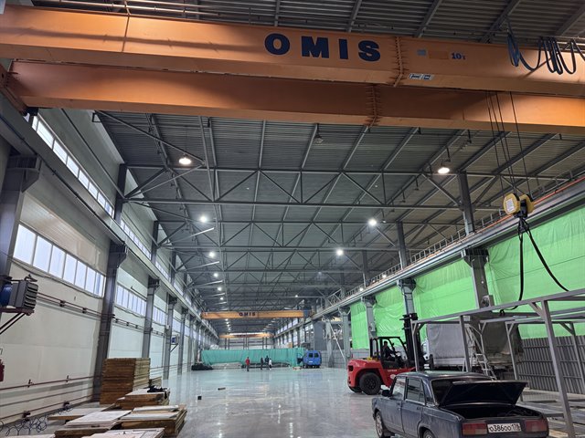 Аренда отапливаемого цеха 1800 м² с двумя кран-балками на 20 т