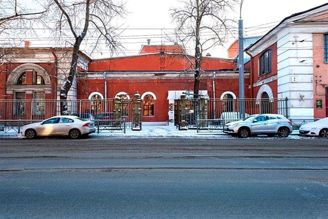 Универсальное помещение под торговлю, кафе-ресторан, развлекательный или творческий центр, спортклуб и т.п. - 666 м2