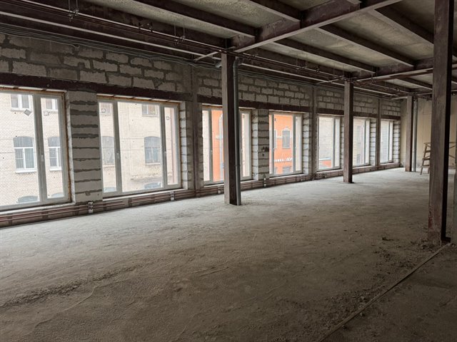 Продажа отдельно стоящего здания 4475 м² в центре Санкт-Петербурга на Петроградке