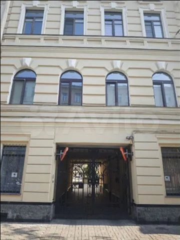 Аренда помещения свободного назначения 165 м² возле метро Технологический институт