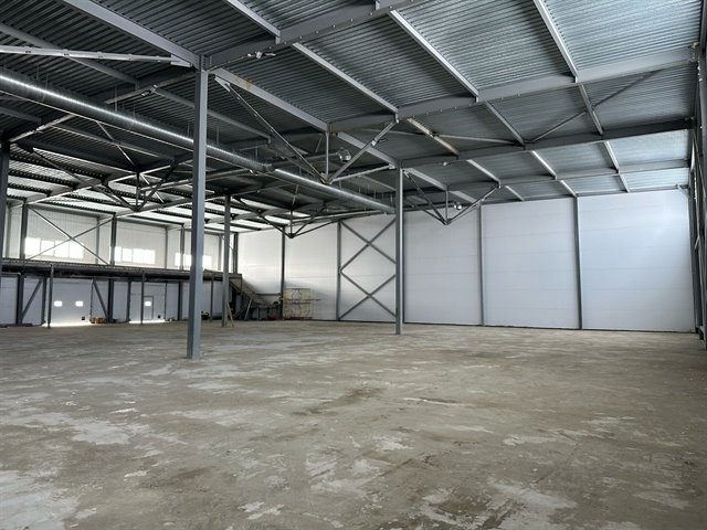 Аренда отапливаемого склада с пандусом от 700 м² до 1500 м²