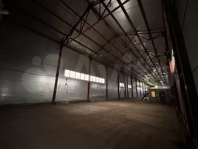 Аренда офисно-складских помещений 1000 м²