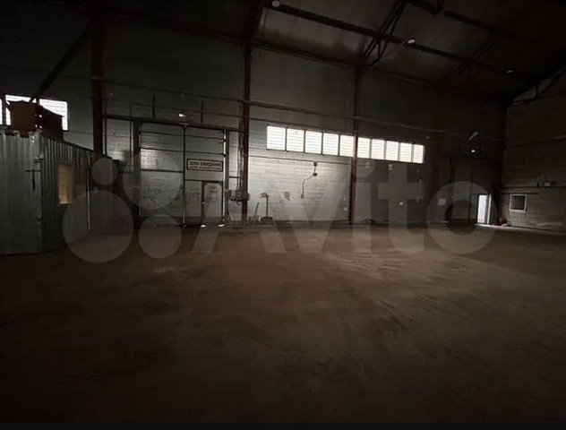 Аренда офисно-складских помещений 1000 м²