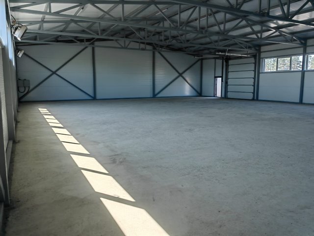Аренда двух производственно-складских помещений 828 м² на земельном участке 25 соток