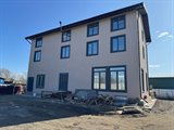 Аренда трехэтажного здания 600 м² c бассейном и сауной
