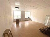 Отапливаемое универсальное помещение под офис, торговлю, шоу-рум, мастерскую, склад - 598 м2