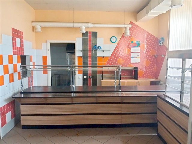Аренда универсального помещения под торговлю, общепит - 133 м2
