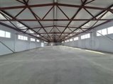 Продажа двух отдельно стоящих зданий 2800 м² на земельном участке 2,7 га