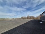 Продажа двух отдельно стоящих зданий 2800 м² на земельном участке 2,7 га