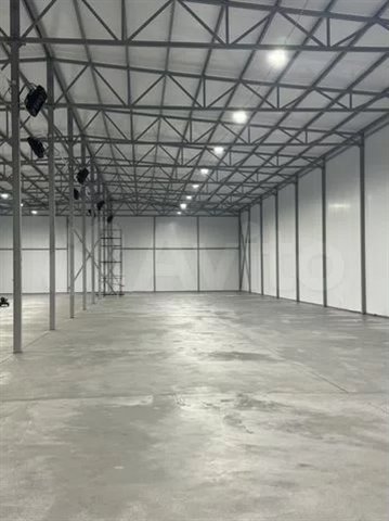 Продажа производсвтенного здания 2000 м² на земельном участек 7000 м²