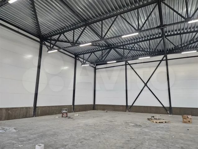 Аренда отапливаемого склада от 650 м² до 1460 м² с земельным участком 2000 м²