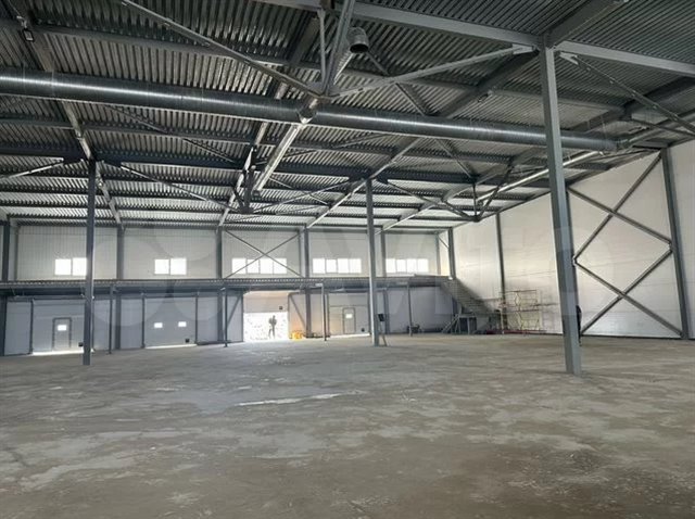 Продажа теплого склада 1500 м² с пандусами