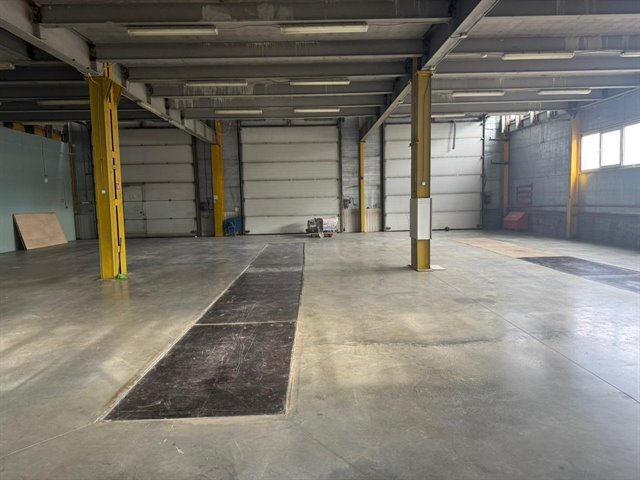 Аренда двухэтажного здания под склад-производство 955 м²