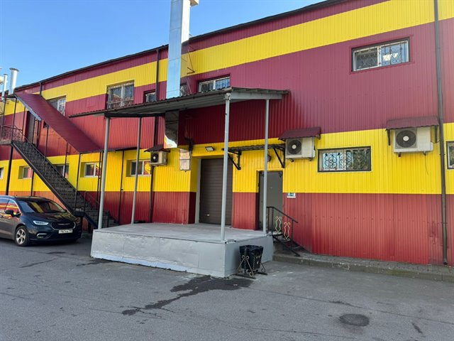 Аренда помещения под склад-производство 1000 м² с пандусом