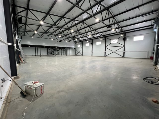 Аренда отапливаемого ангара 1282 м² под склад-производство