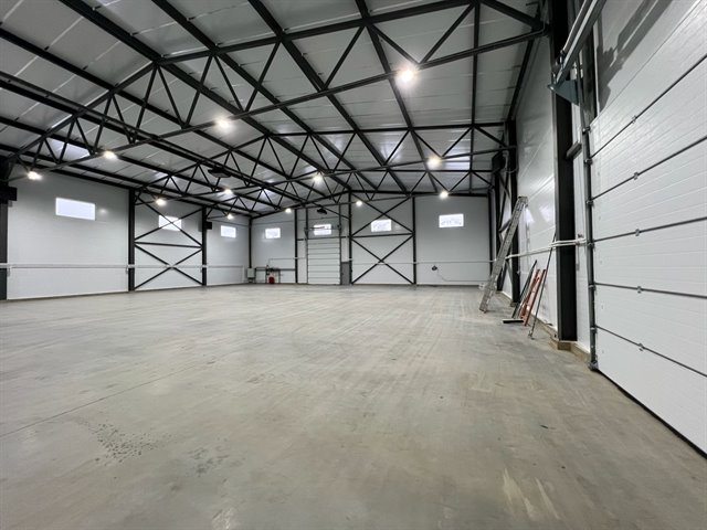 Аренда отапливаемого ангара 1282 м² под склад-производство