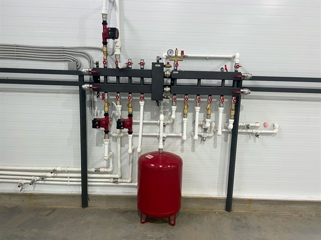 Аренда отапливаемого ангара 1282 м² под склад-производство