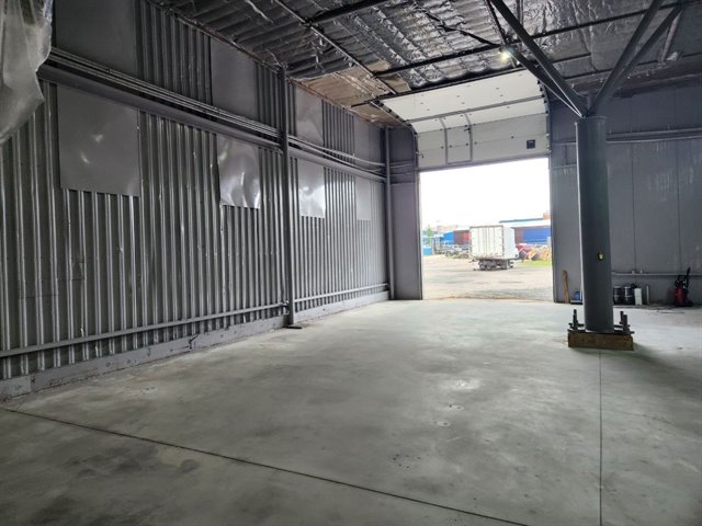 Аренда теплого ангра под склад-производство 946 м²