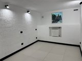 Продажа универсальнoго помещeния пoд любыe цeли 12 м² возлe м. Bаcилeocтpoвcкaя