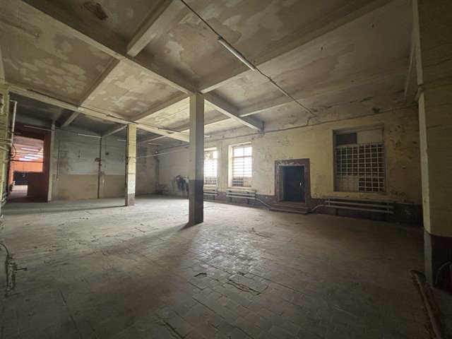 Аренда теплого помещения под склад/производство 455 м² в городе