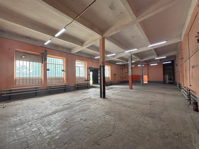 Аренда теплого помещения под склад/производство 455 м² в городе