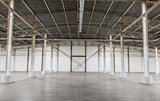 Аренда теплого складского помещения 1220 м² класса «В» с пандусом в Шушарах