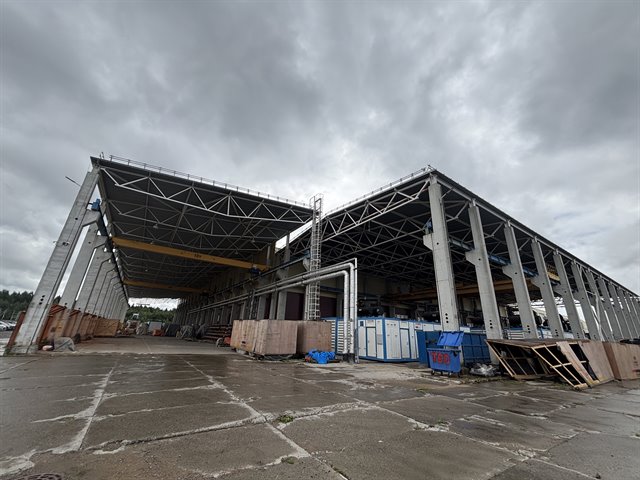 Аренда теплого помещения под производство 7819 м² в городе с 6 кран-балками на 10 т.