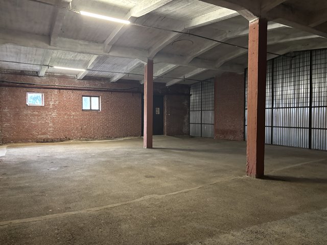 Аренда теплого помещения под склад/производство от 363 м² до 826 м² с пандусом в городе