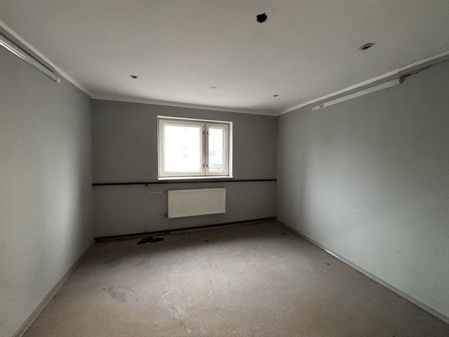 Аренда теплого помещения под склад/производство от 363 м² до 826 м² с пандусом в городе