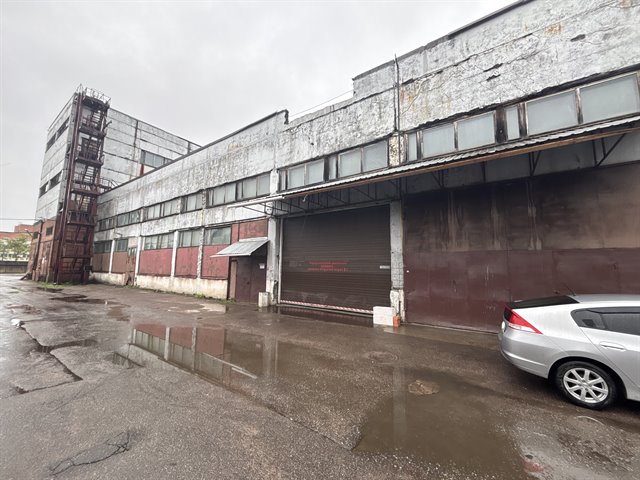 Аренда теплого помещения под склад/производство 707 м² в городе