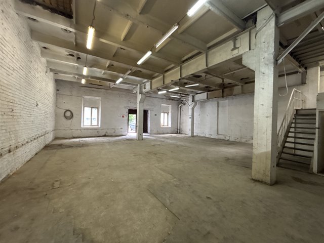 Аренда помещения под склад/производство 340 м² в городе 