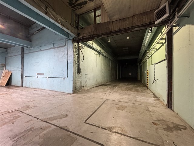 Аренда производсвенно-складского помещения от 1160 м² с кран-балкой 3-5 тонн