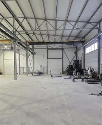 Аренда производственно-складского помещения от 504 м² до 1153 м² с двумя кран-балками на 5 т