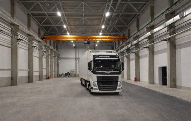 Продажа отапливаемого помещения под склад-производство 1450 м² с кран-балкой на 12,5 т