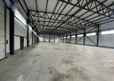 Новые отапливаемые ангары от 1475 до 2914 м². Наличие путей под кран-балку