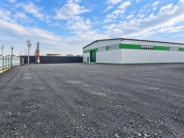 Производственно-складской комплекс 1083 м² с отоплением, участком, мощностью 150 кВт в 4,5 км от КАД — продажа