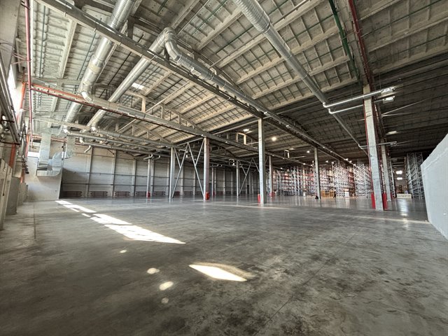 Аренда помещения под склад/производство 3000 м² с э/э до 1мВт в 2-3 км от КАД